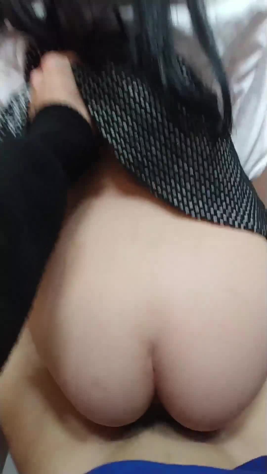 화장실에서 뒤치기 커플 썸네일